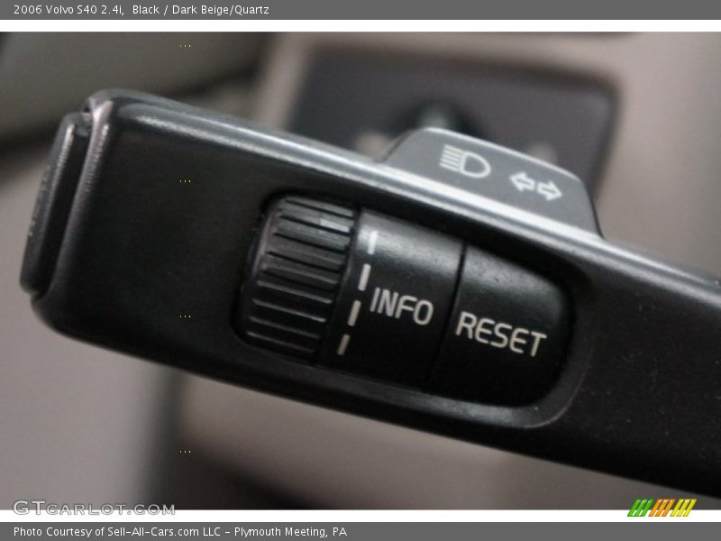 Black / Dark Beige/Quartz 2006 Volvo S40 2.4i