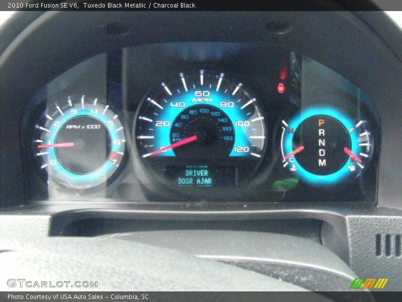 Tuxedo Black Metallic / Charcoal Black 2010 Ford Fusion SE V6
