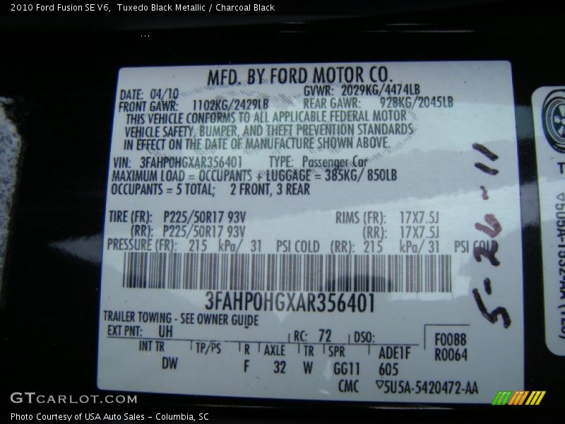 Tuxedo Black Metallic / Charcoal Black 2010 Ford Fusion SE V6
