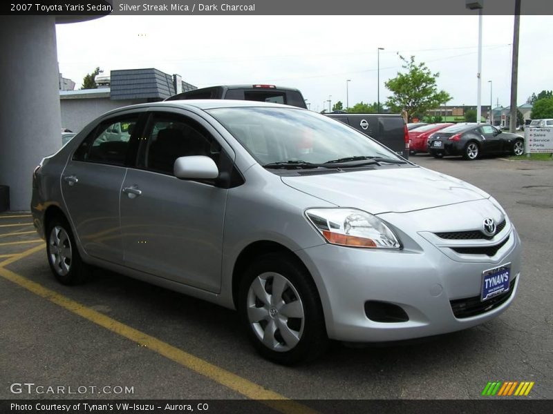 Silver Streak Mica / Dark Charcoal 2007 Toyota Yaris Sedan