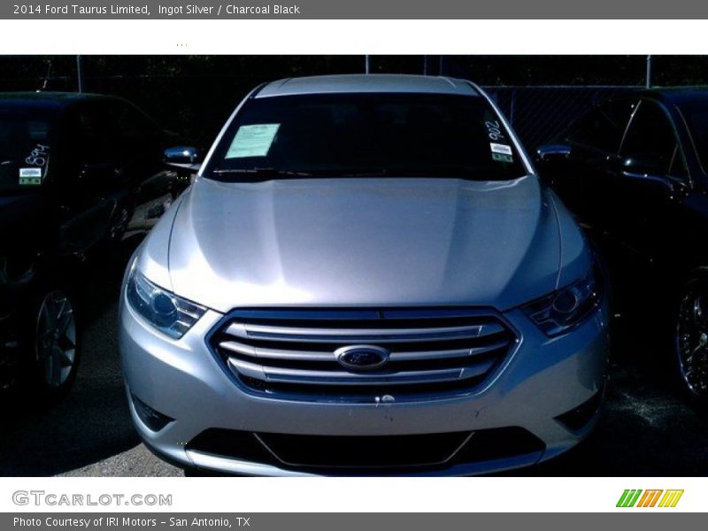 Ingot Silver / Charcoal Black 2014 Ford Taurus Limited