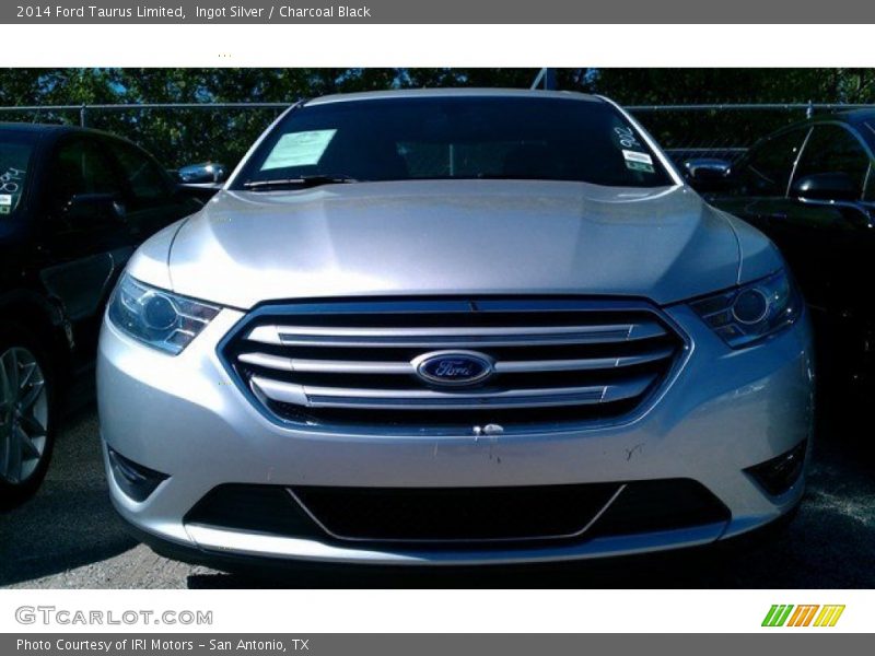 Ingot Silver / Charcoal Black 2014 Ford Taurus Limited