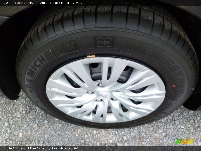 Attitude Black Metallic / Ivory 2013 Toyota Camry LE