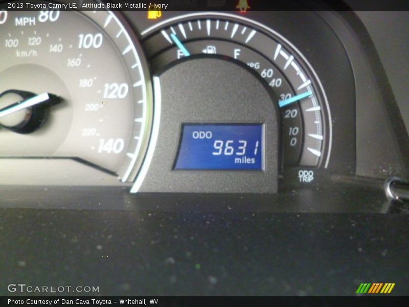 Attitude Black Metallic / Ivory 2013 Toyota Camry LE