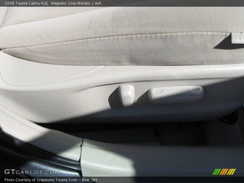 Magnetic Gray Metallic / Ash 2008 Toyota Camry XLE