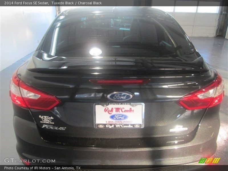 Tuxedo Black / Charcoal Black 2014 Ford Focus SE Sedan
