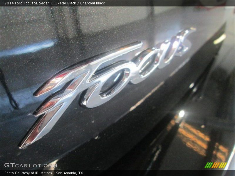 Tuxedo Black / Charcoal Black 2014 Ford Focus SE Sedan