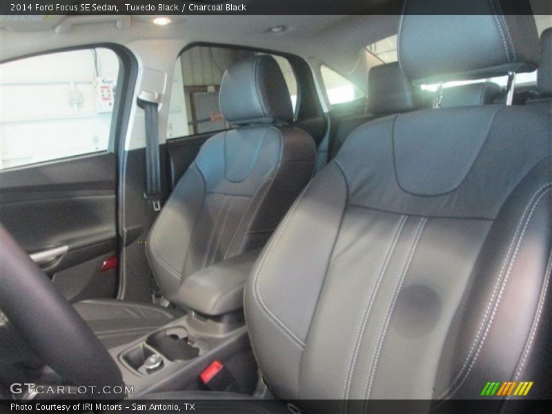 Tuxedo Black / Charcoal Black 2014 Ford Focus SE Sedan
