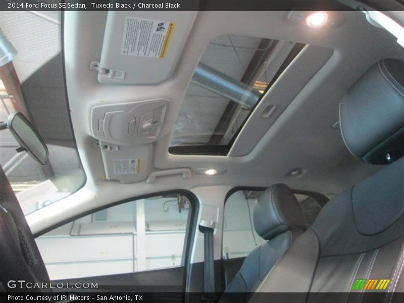 Tuxedo Black / Charcoal Black 2014 Ford Focus SE Sedan