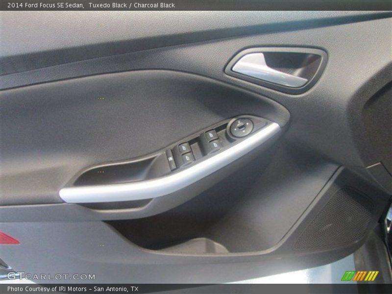 Tuxedo Black / Charcoal Black 2014 Ford Focus SE Sedan