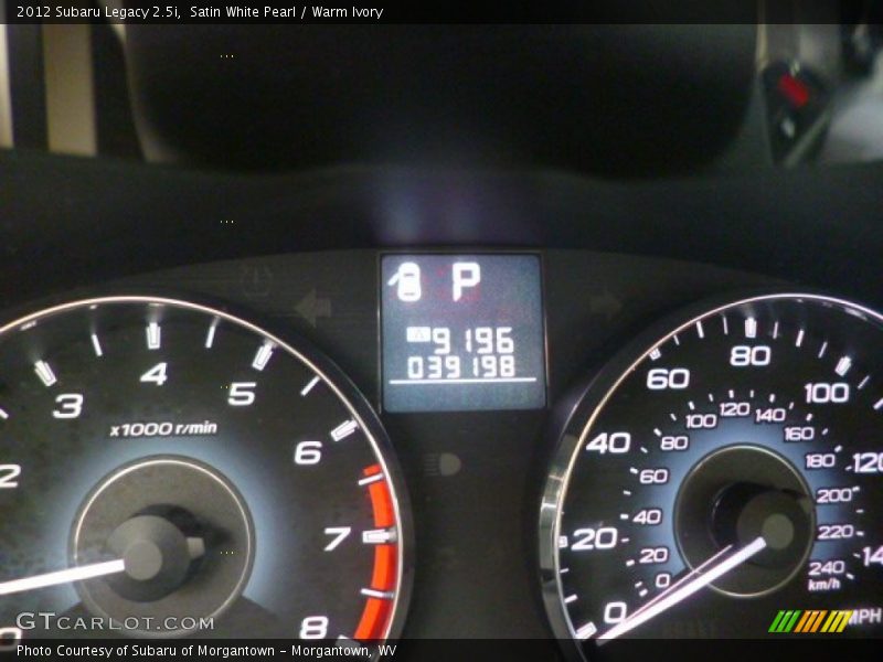 Satin White Pearl / Warm Ivory 2012 Subaru Legacy 2.5i