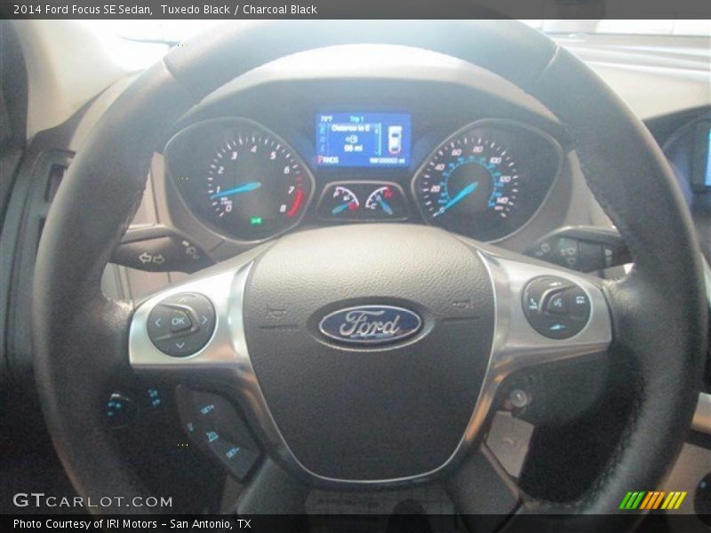 Tuxedo Black / Charcoal Black 2014 Ford Focus SE Sedan
