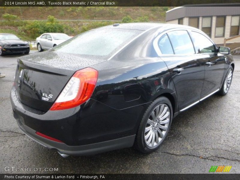 Tuxedo Black Metallic / Charcoal Black 2014 Lincoln MKS AWD