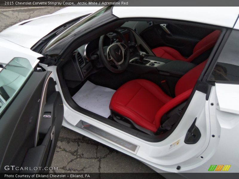 Arctic White / Adrenaline Red 2015 Chevrolet Corvette Stingray Coupe
