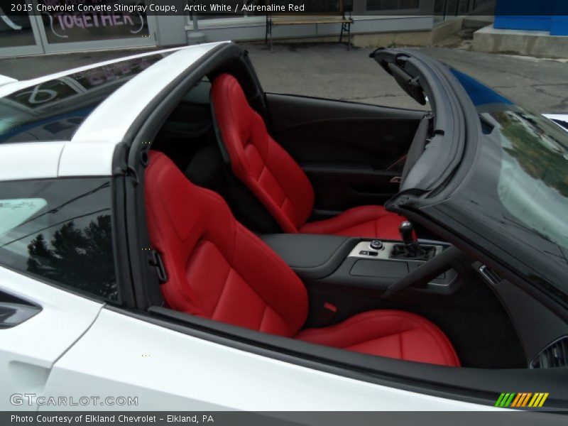 Arctic White / Adrenaline Red 2015 Chevrolet Corvette Stingray Coupe