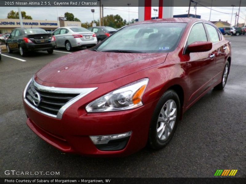 Cayenne Red / Charcoal 2015 Nissan Altima 2.5 S