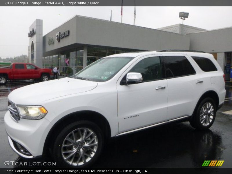 Bright White / Black 2014 Dodge Durango Citadel AWD