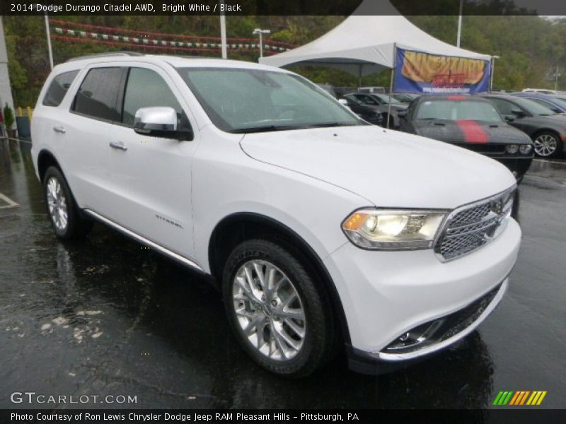 Bright White / Black 2014 Dodge Durango Citadel AWD