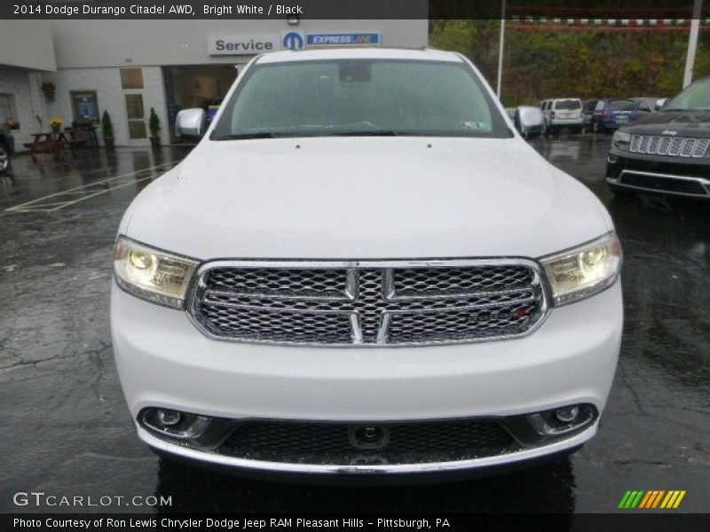 Bright White / Black 2014 Dodge Durango Citadel AWD