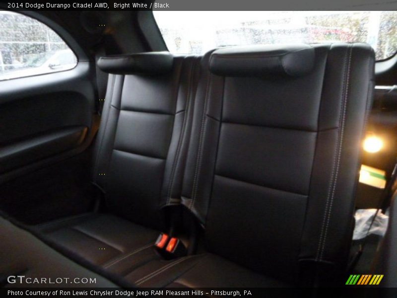 Bright White / Black 2014 Dodge Durango Citadel AWD