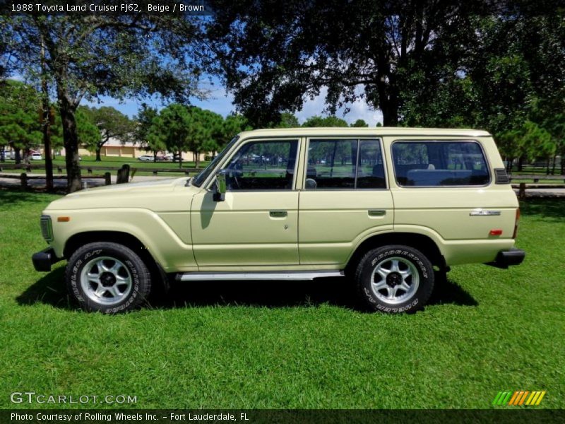  1988 Land Cruiser FJ62 Beige