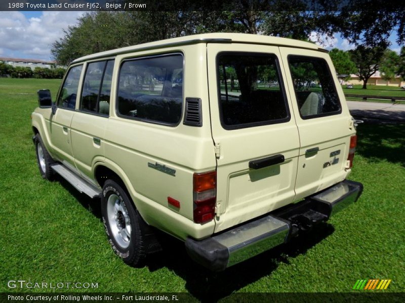 Beige / Brown 1988 Toyota Land Cruiser FJ62