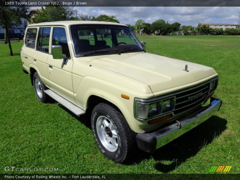  1988 Land Cruiser FJ62 Beige