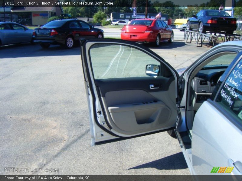 Ingot Silver Metallic / Medium Light Stone 2011 Ford Fusion S