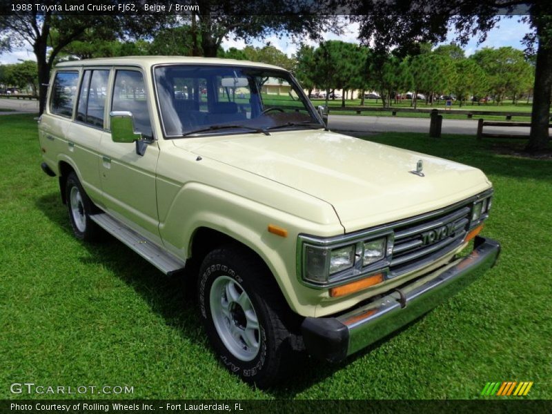 Beige / Brown 1988 Toyota Land Cruiser FJ62