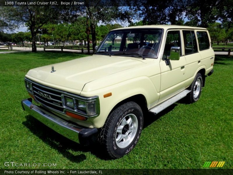 Beige / Brown 1988 Toyota Land Cruiser FJ62