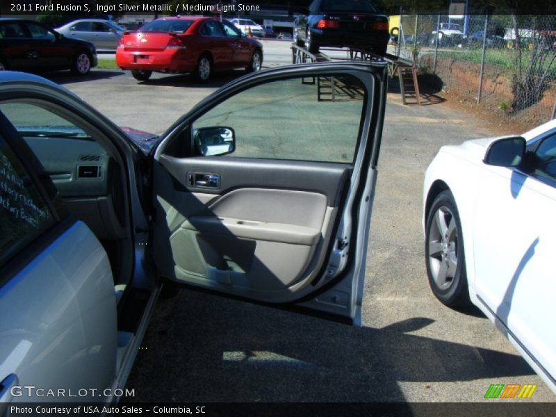 Ingot Silver Metallic / Medium Light Stone 2011 Ford Fusion S
