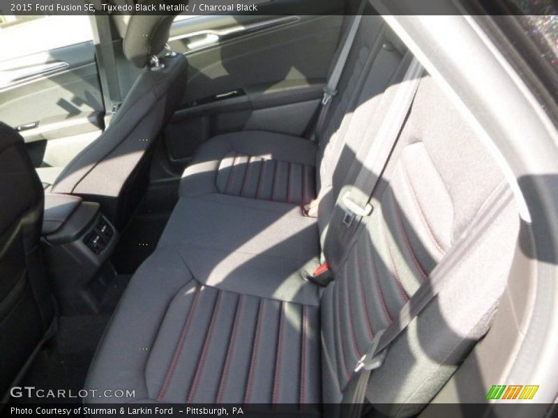 Tuxedo Black Metallic / Charcoal Black 2015 Ford Fusion SE