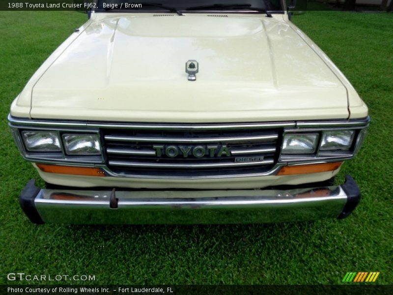 Beige / Brown 1988 Toyota Land Cruiser FJ62