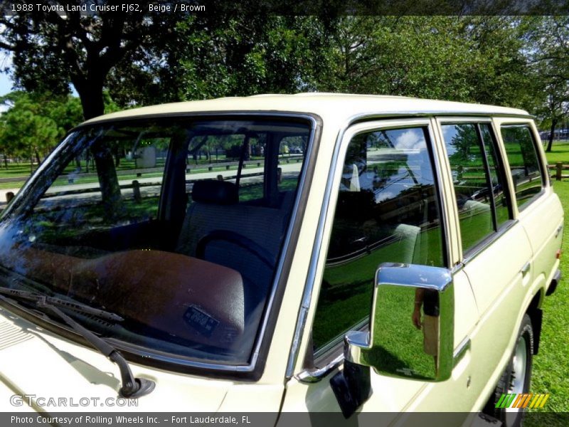 Beige / Brown 1988 Toyota Land Cruiser FJ62