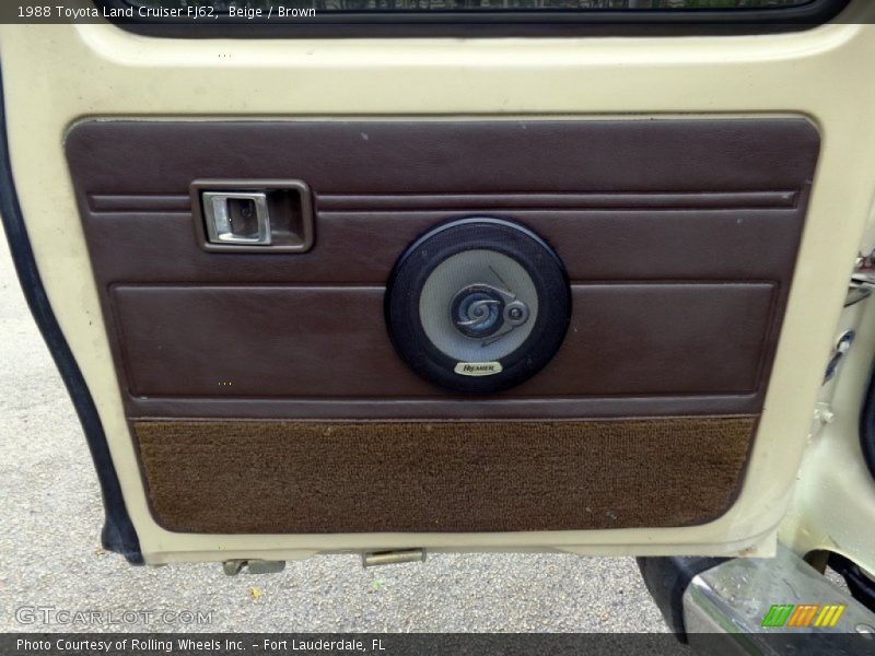 Beige / Brown 1988 Toyota Land Cruiser FJ62