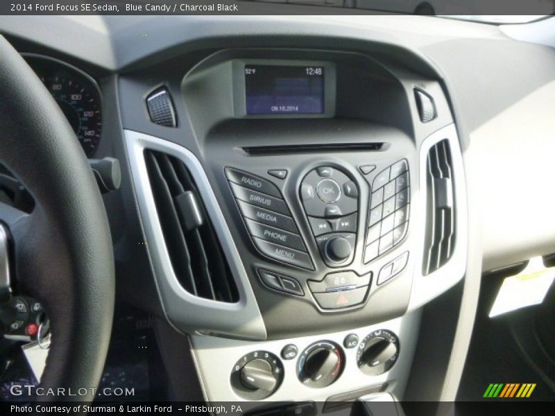 Blue Candy / Charcoal Black 2014 Ford Focus SE Sedan