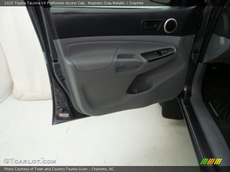 Magnetic Gray Metallic / Graphite 2015 Toyota Tacoma V6 PreRunner Access Cab