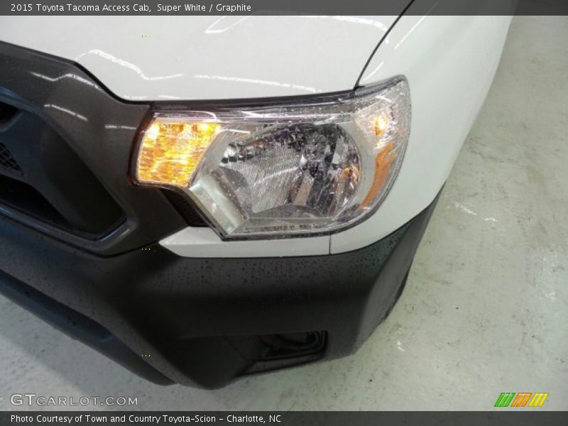 Super White / Graphite 2015 Toyota Tacoma Access Cab