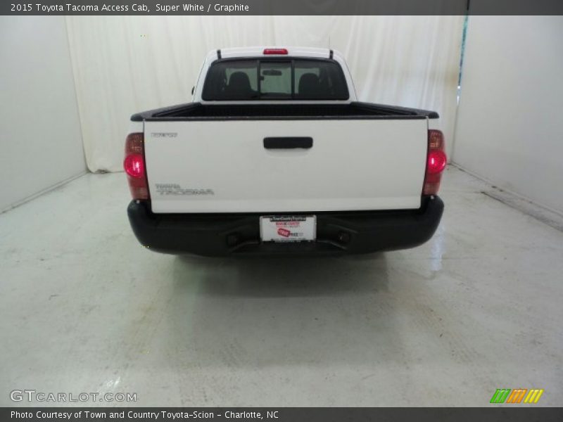 Super White / Graphite 2015 Toyota Tacoma Access Cab
