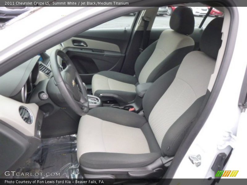 Summit White / Jet Black/Medium Titanium 2011 Chevrolet Cruze LS