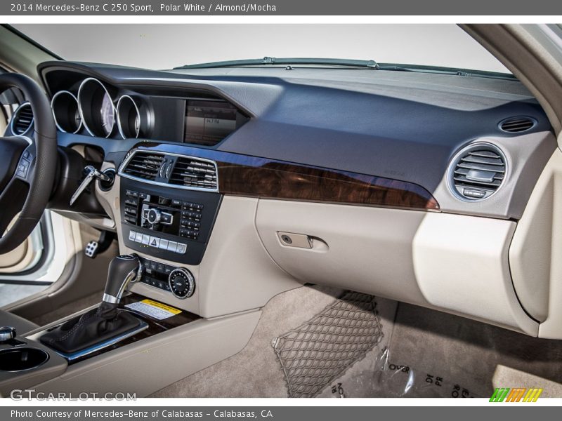 Polar White / Almond/Mocha 2014 Mercedes-Benz C 250 Sport