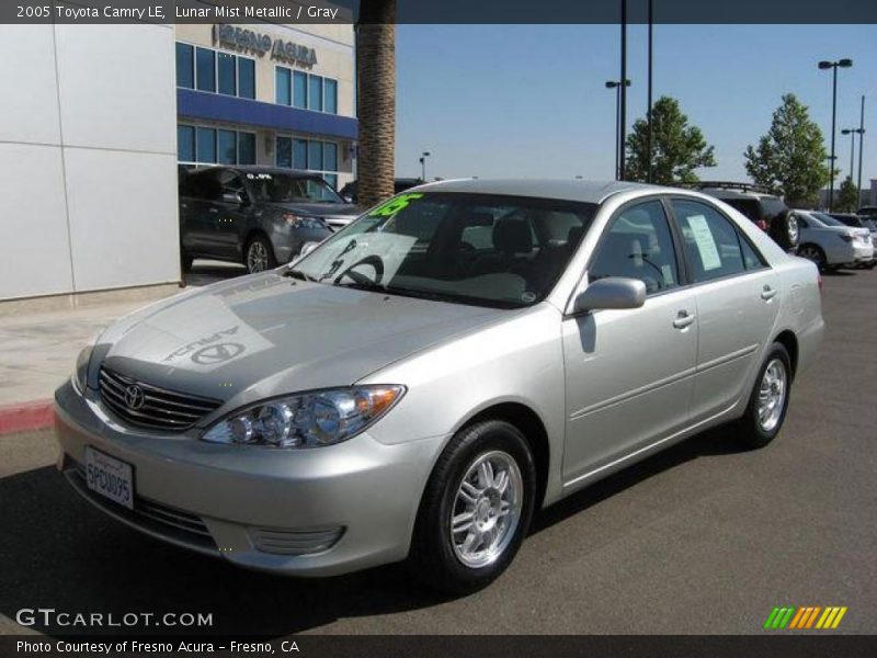 Lunar Mist Metallic / Gray 2005 Toyota Camry LE