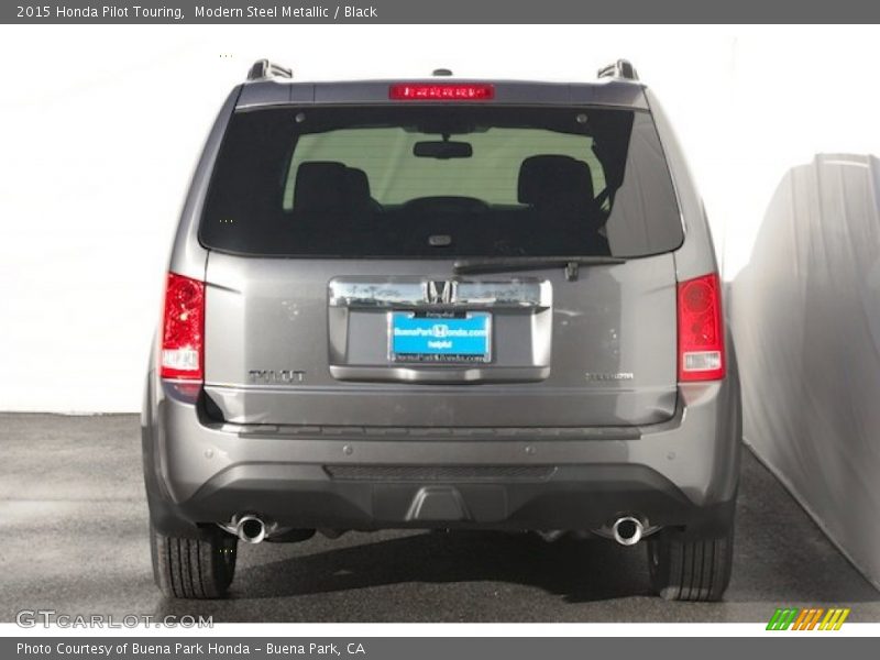 Modern Steel Metallic / Black 2015 Honda Pilot Touring