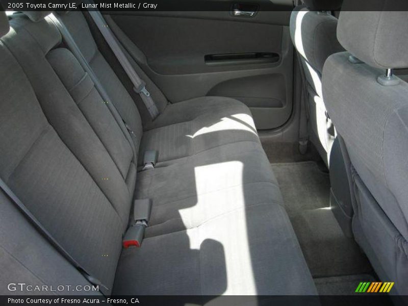 Lunar Mist Metallic / Gray 2005 Toyota Camry LE