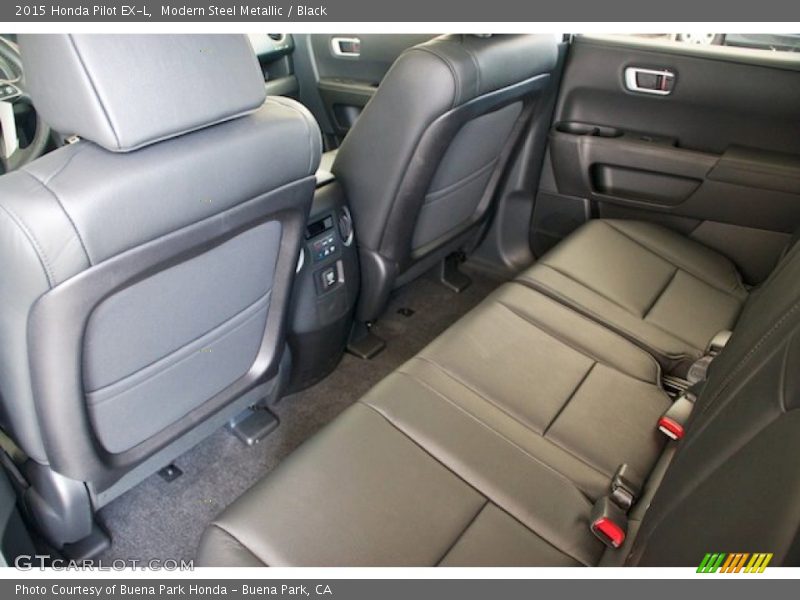 Modern Steel Metallic / Black 2015 Honda Pilot EX-L