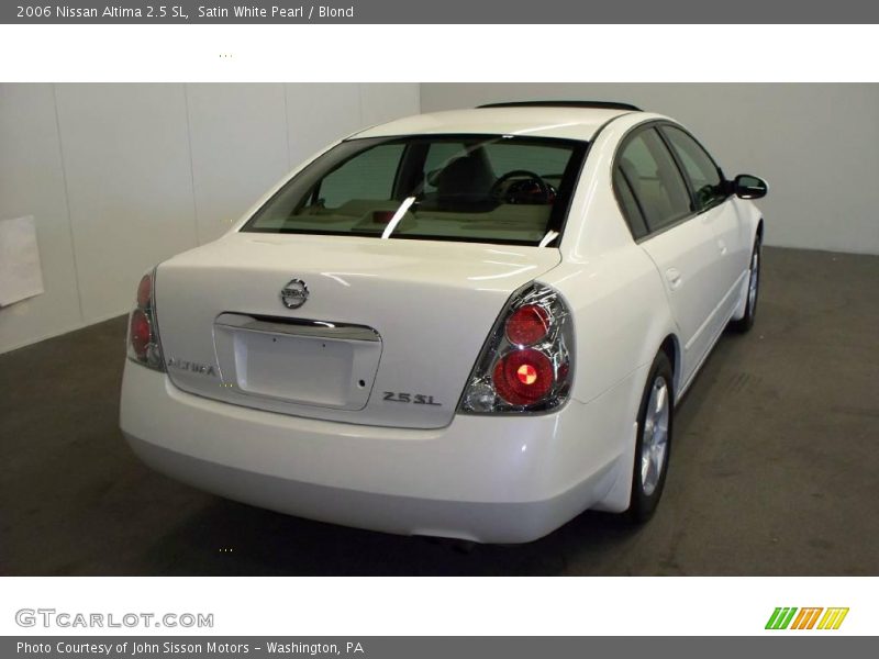 Satin White Pearl / Blond 2006 Nissan Altima 2.5 SL