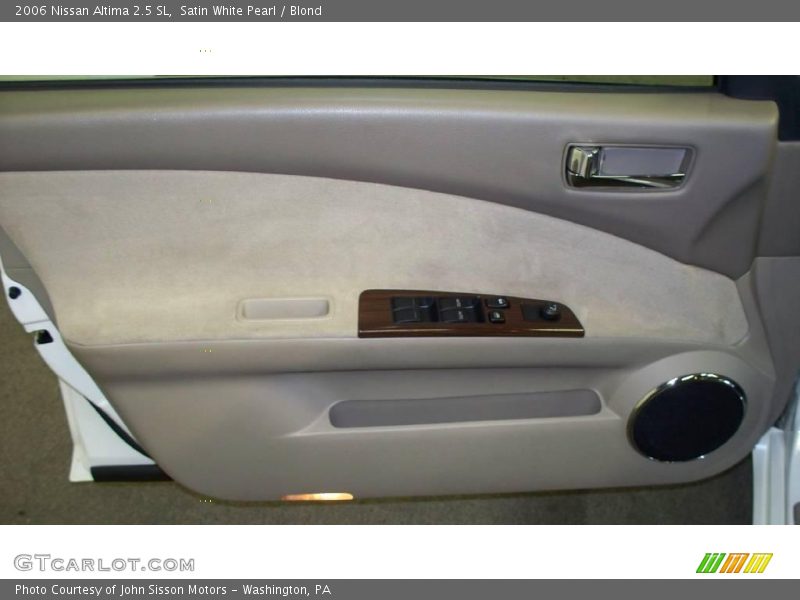 Satin White Pearl / Blond 2006 Nissan Altima 2.5 SL