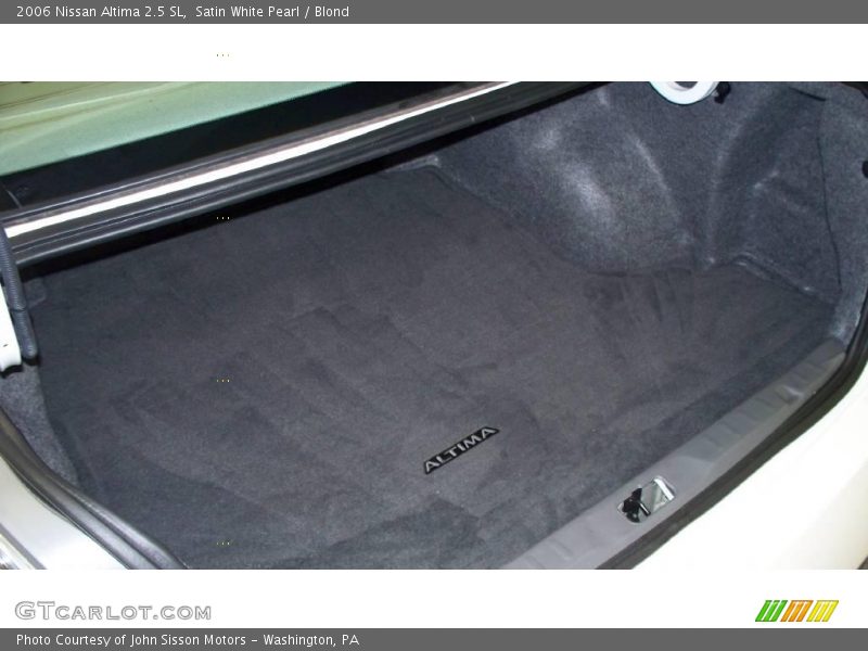 Satin White Pearl / Blond 2006 Nissan Altima 2.5 SL