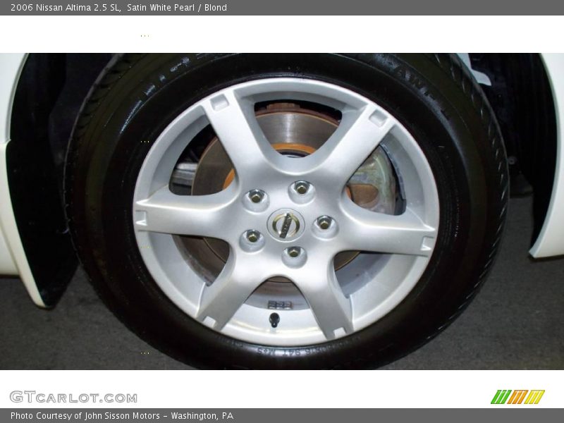 Satin White Pearl / Blond 2006 Nissan Altima 2.5 SL
