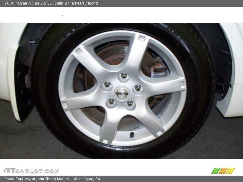 Satin White Pearl / Blond 2006 Nissan Altima 2.5 SL